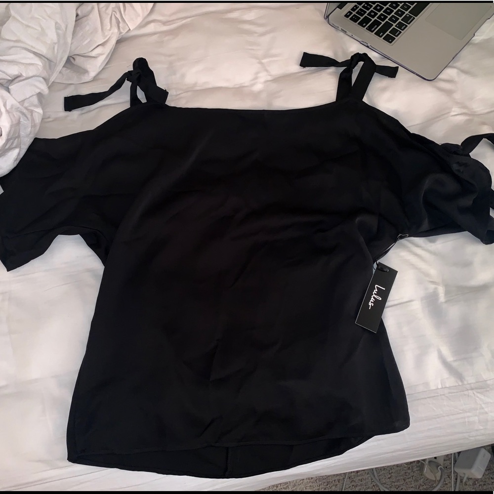Lulu’s Open Shoulder Top